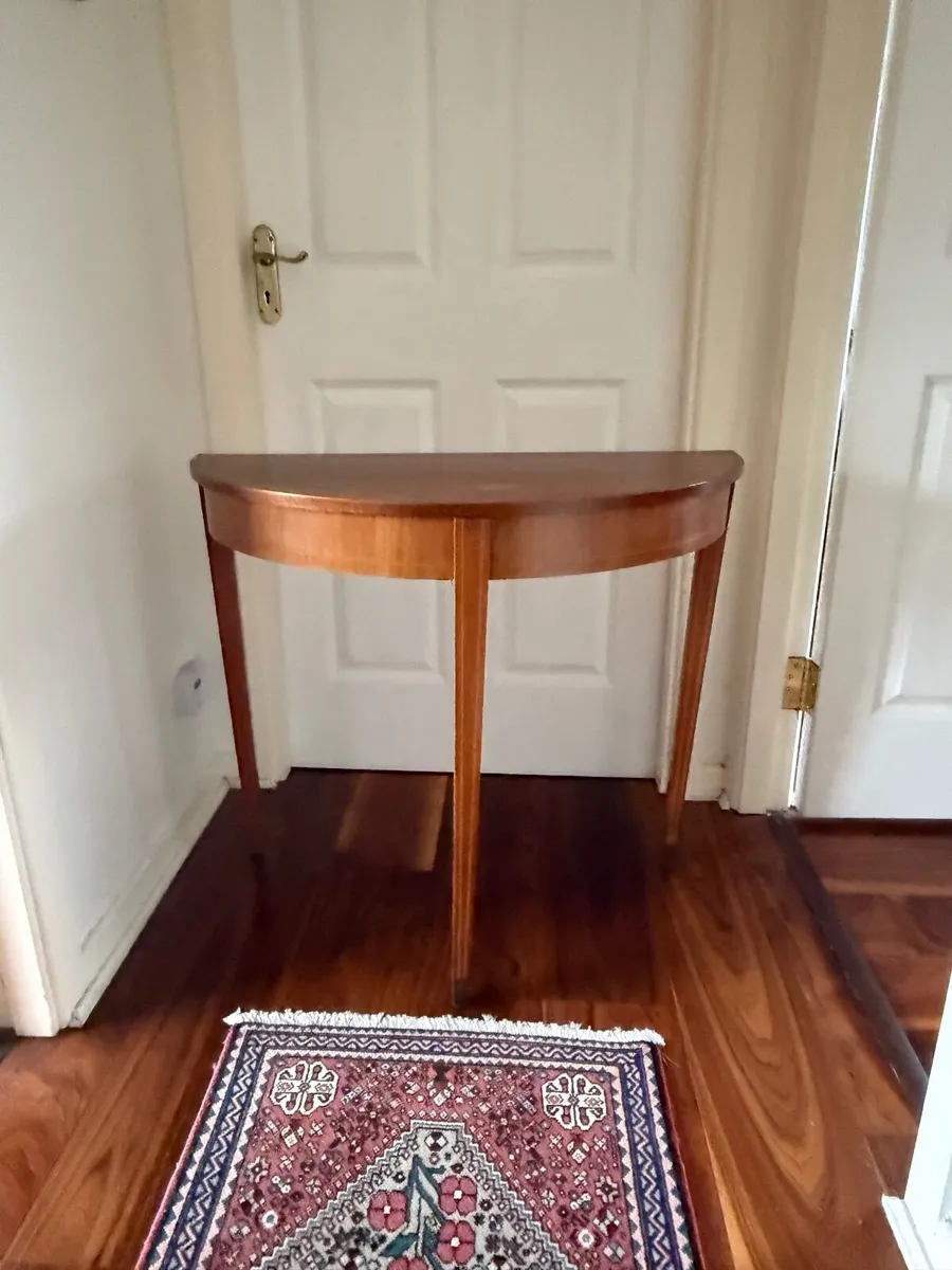 Hall table - Image 2