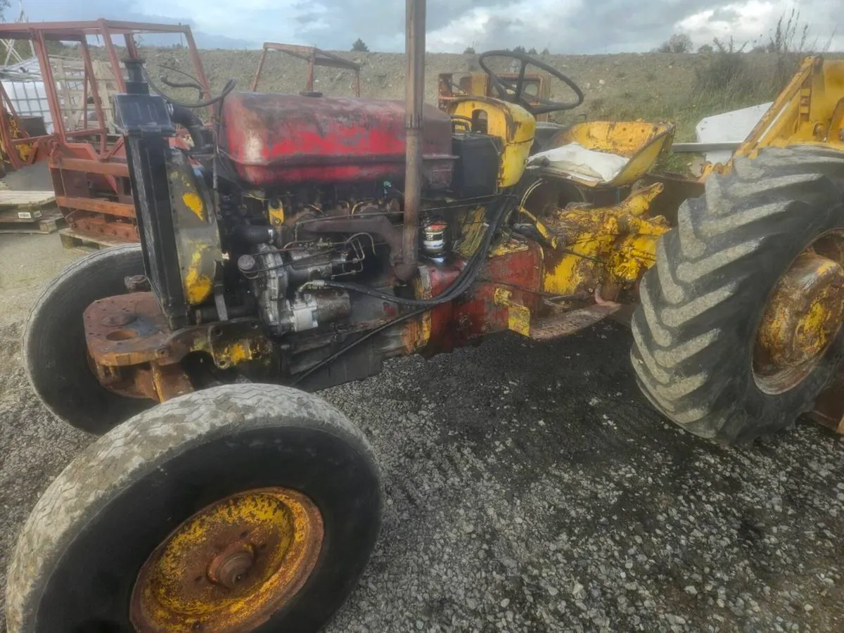Massey ferguson  65  tractor /  digger - Image 1
