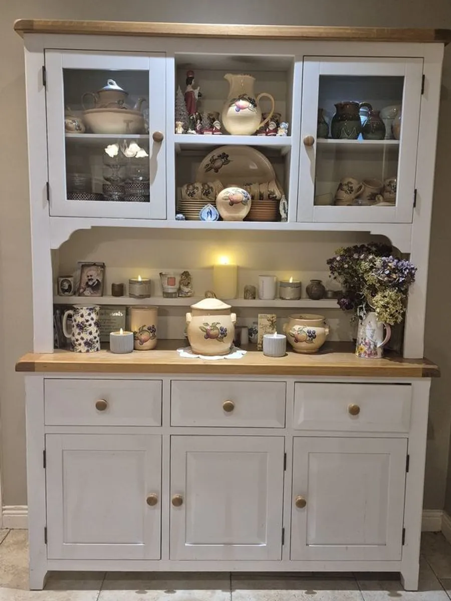 Dresser & Sideboard - Image 1