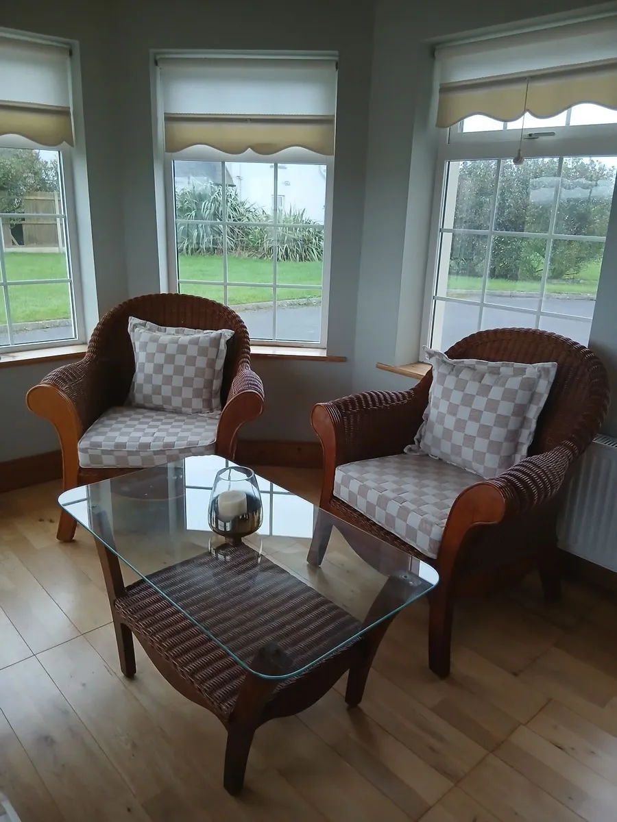 4 piece conservatory furniture - Image 2