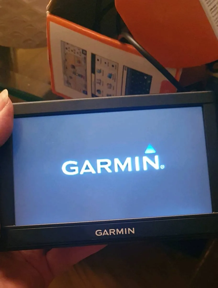 Garmin nuvi 56LM Europe with lifetime maps - Image 2