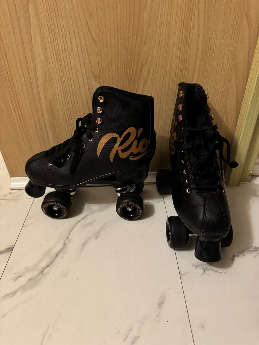 Rio roller skates - Image 1