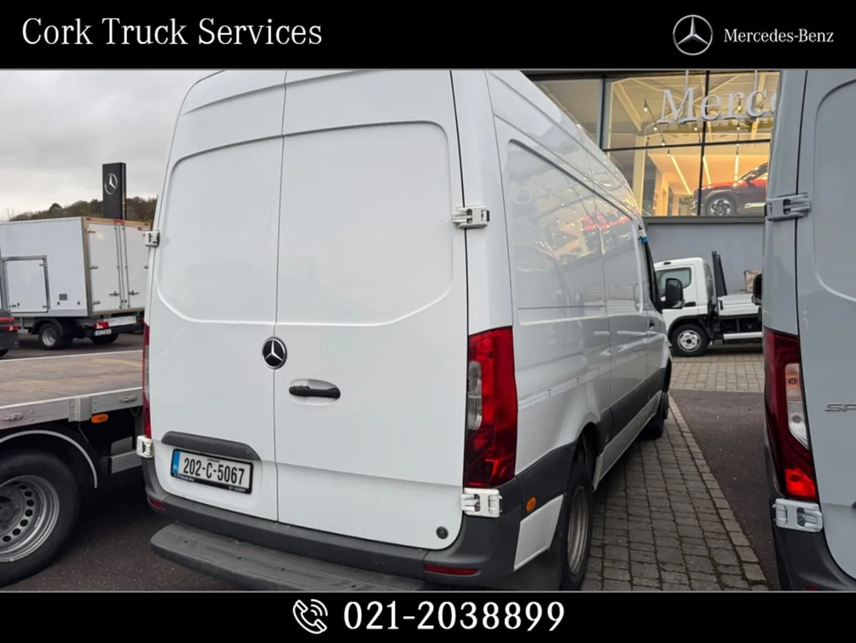 Mercedes-Benz Sprinter 5t Refrigerated Van 5,000kg - Image 2