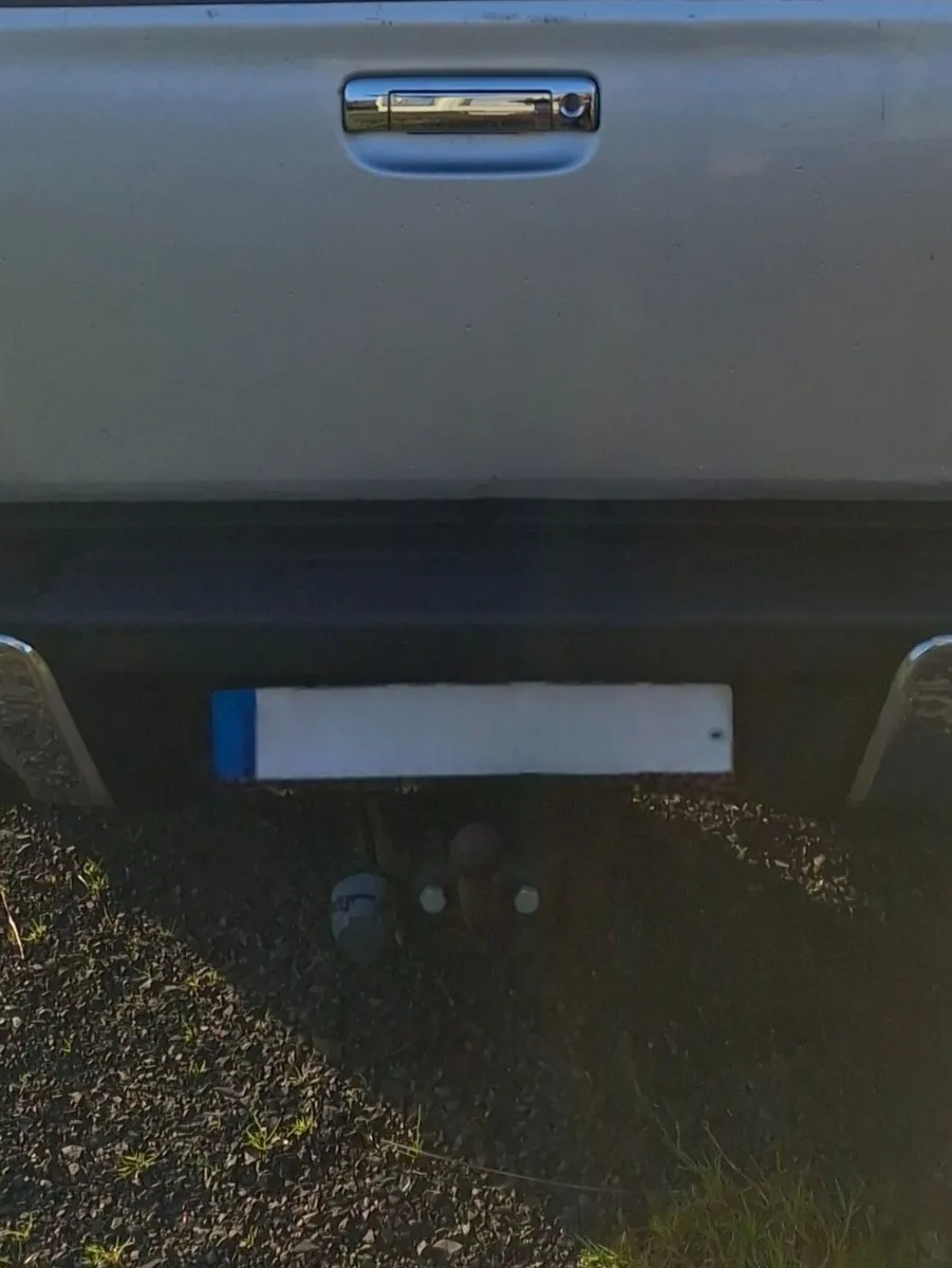 Isuzu D-Max 2015 - Image 2