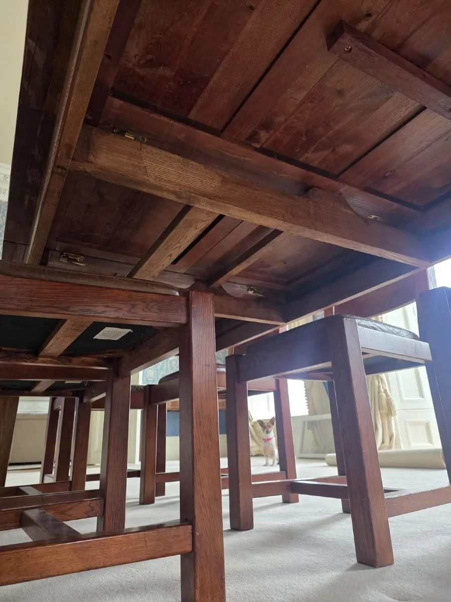 Kitchen table and chairs - Image 4