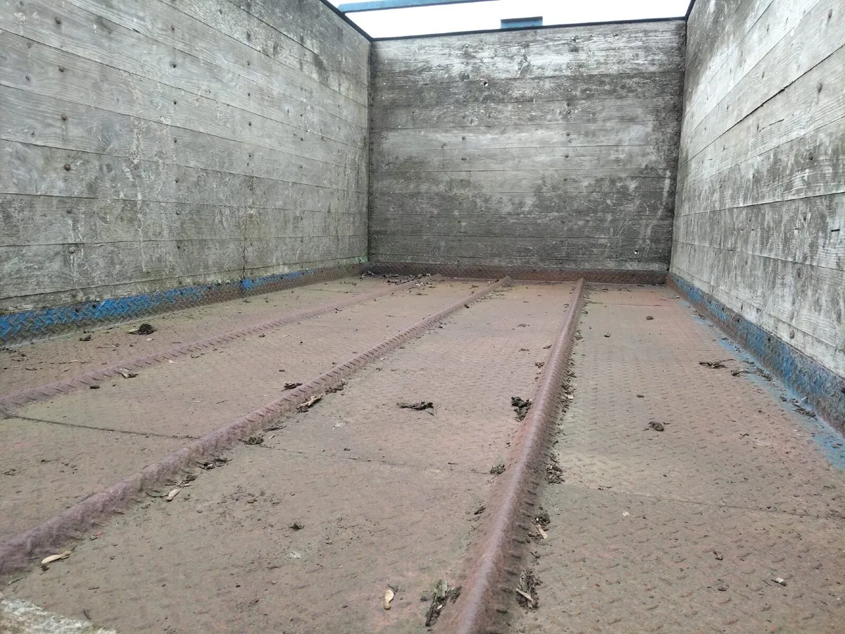 Cattle trailer - Image 4