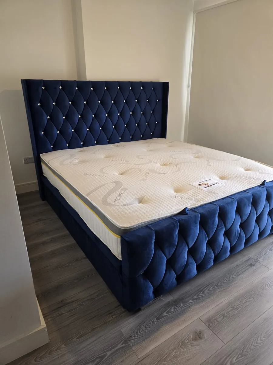 Bed - Image 1