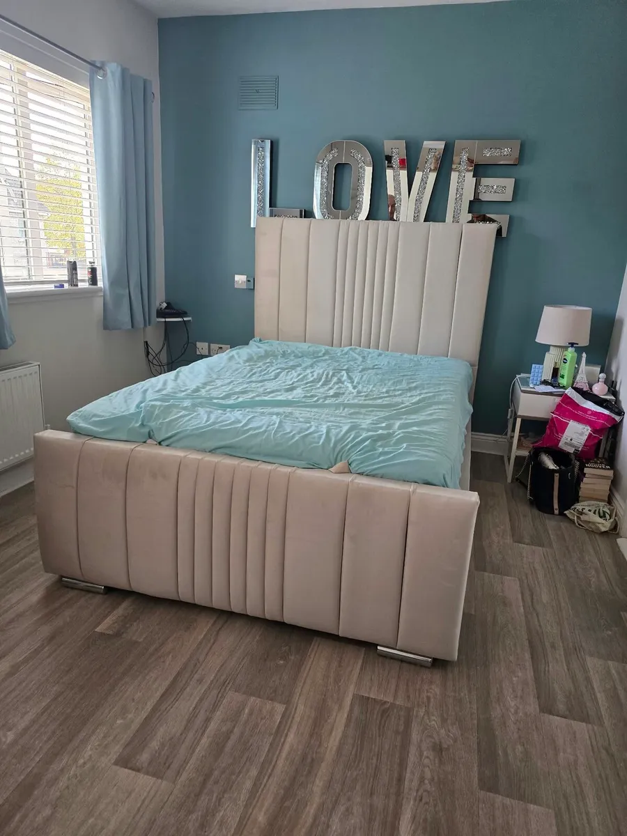 Bed - Image 4
