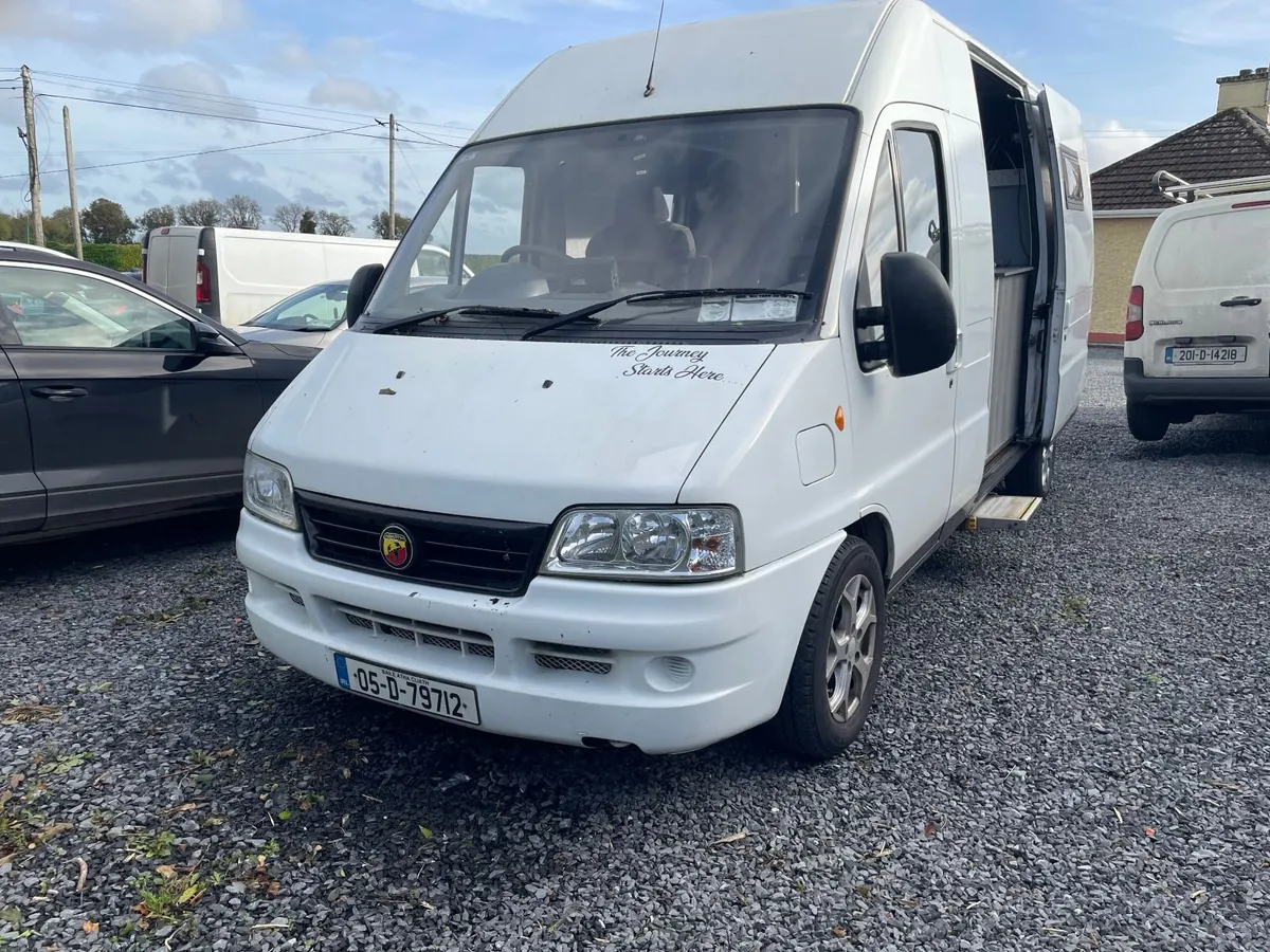 Camper - Image 1