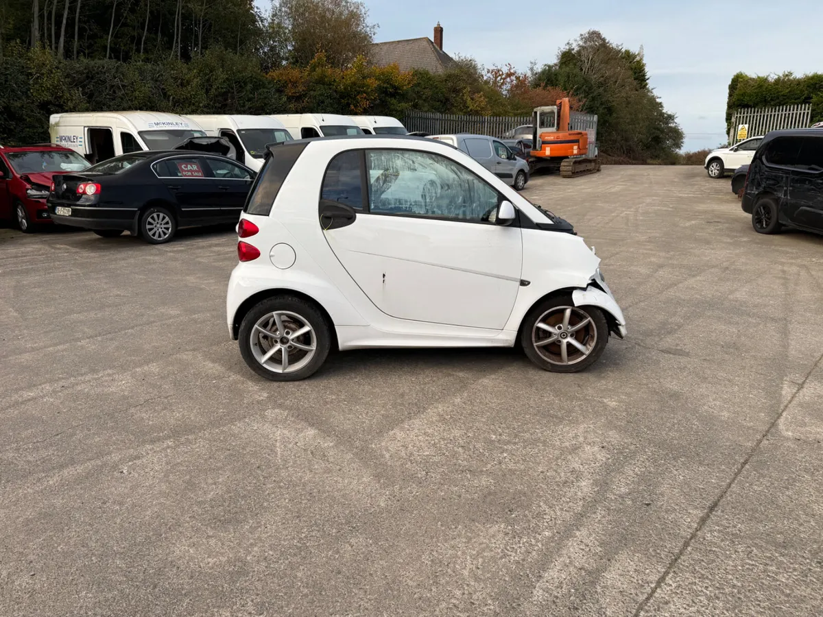 2013 Smart Fortwo 1.0 Auto MDH  Edition 21 - Image 2