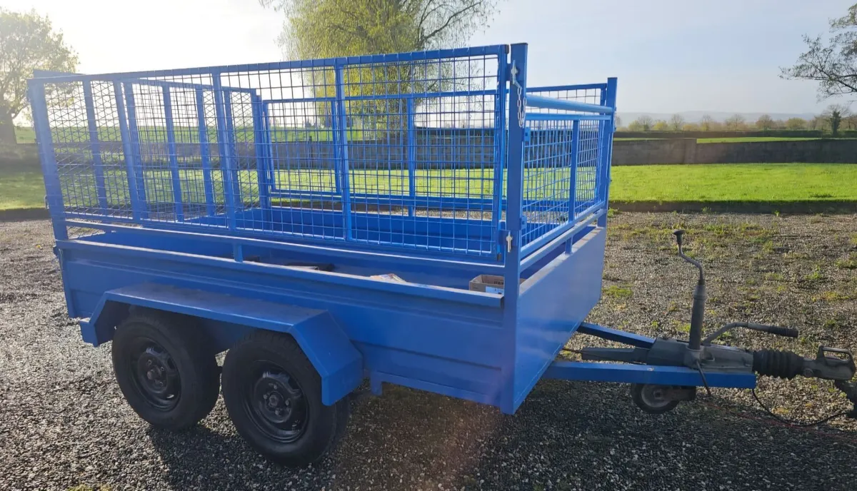 8x5 trailer €2750