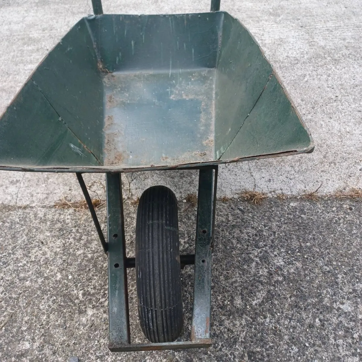 Wheel Barrow - Image 2