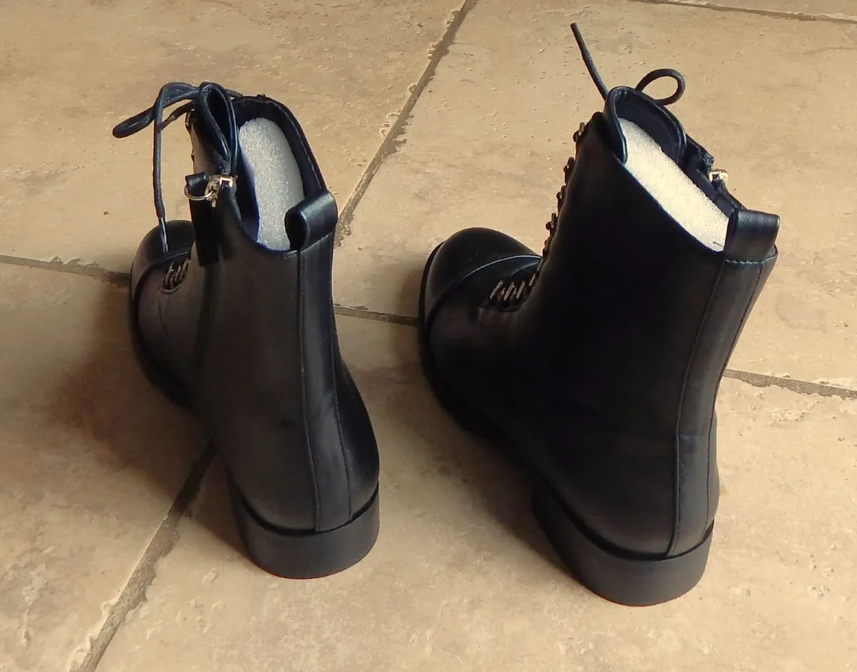 Pair of Ladies Sfera brand Boots Size 39, New - Image 2