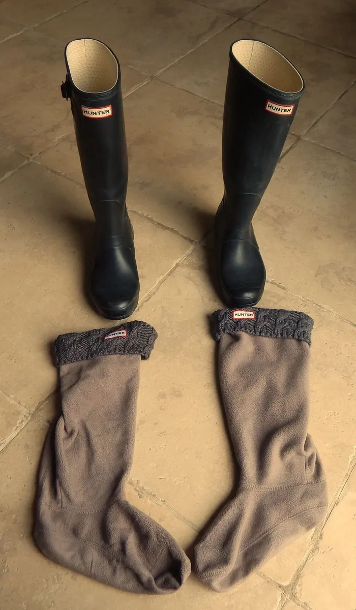 Pair of Hunter Tall Rubber Boots & Cuff Boot Socks - Image 3