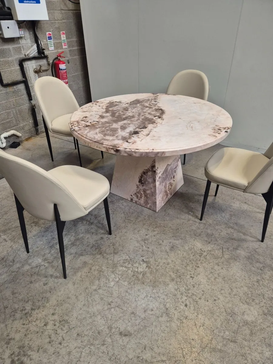 Dining table and chairs - Image 2