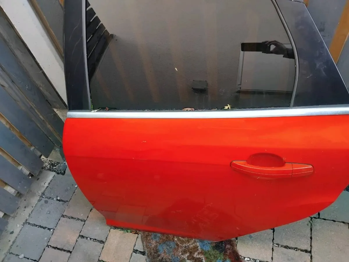 Ford focus door - Image 4