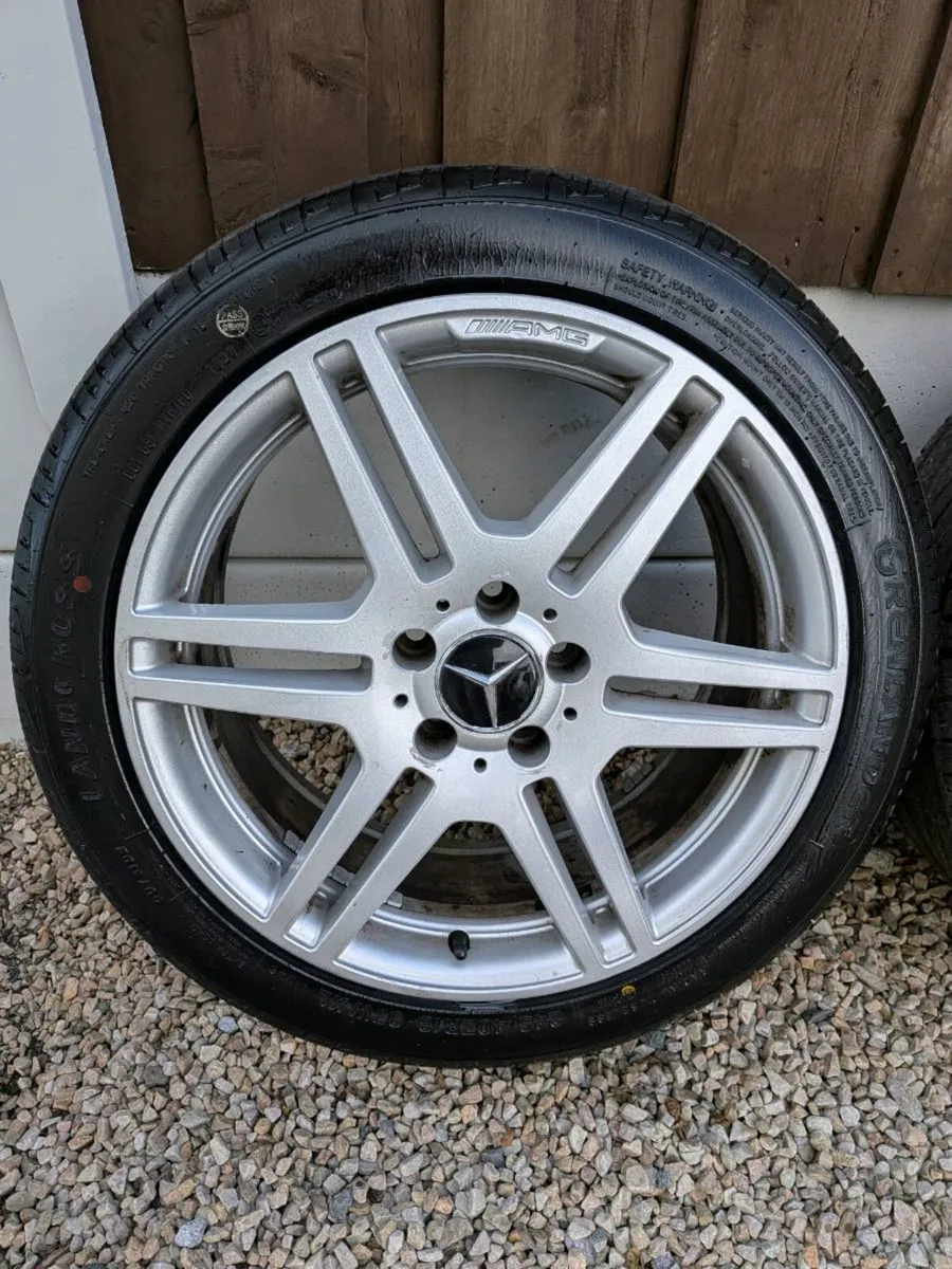 GENUINE MERCEDES-BENZ AMG 18” ALLOY WHEELS & TYRES - Image 2