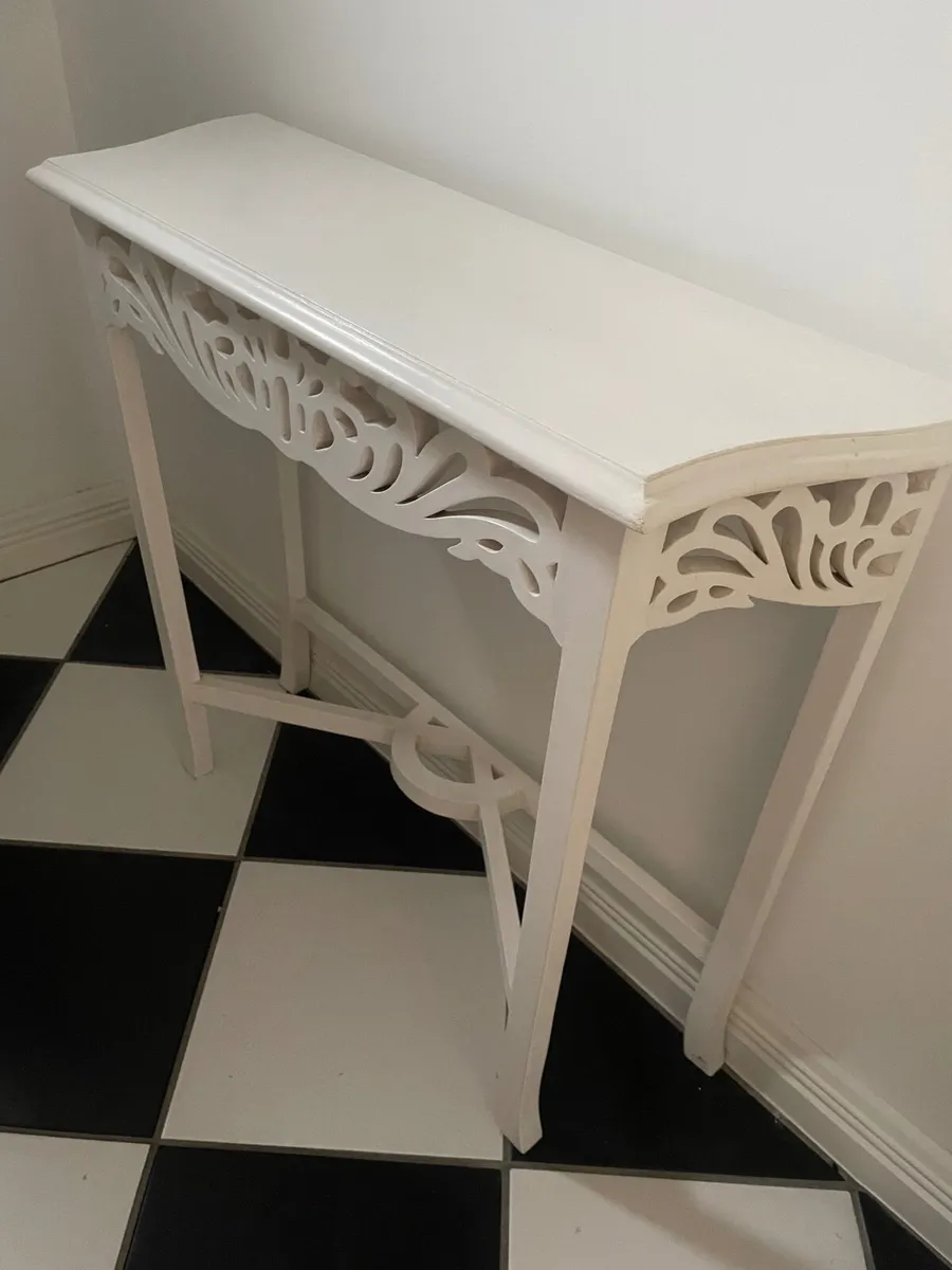 Console Table - Image 2