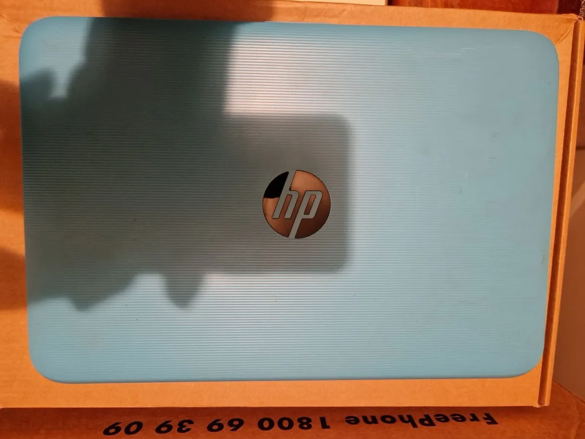 HP Stream, 32GB HDD, 2GB Ram, Windows 10, Blue - Image 4