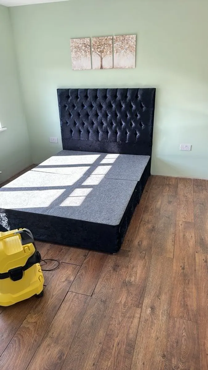 Bed King Size - Image 1
