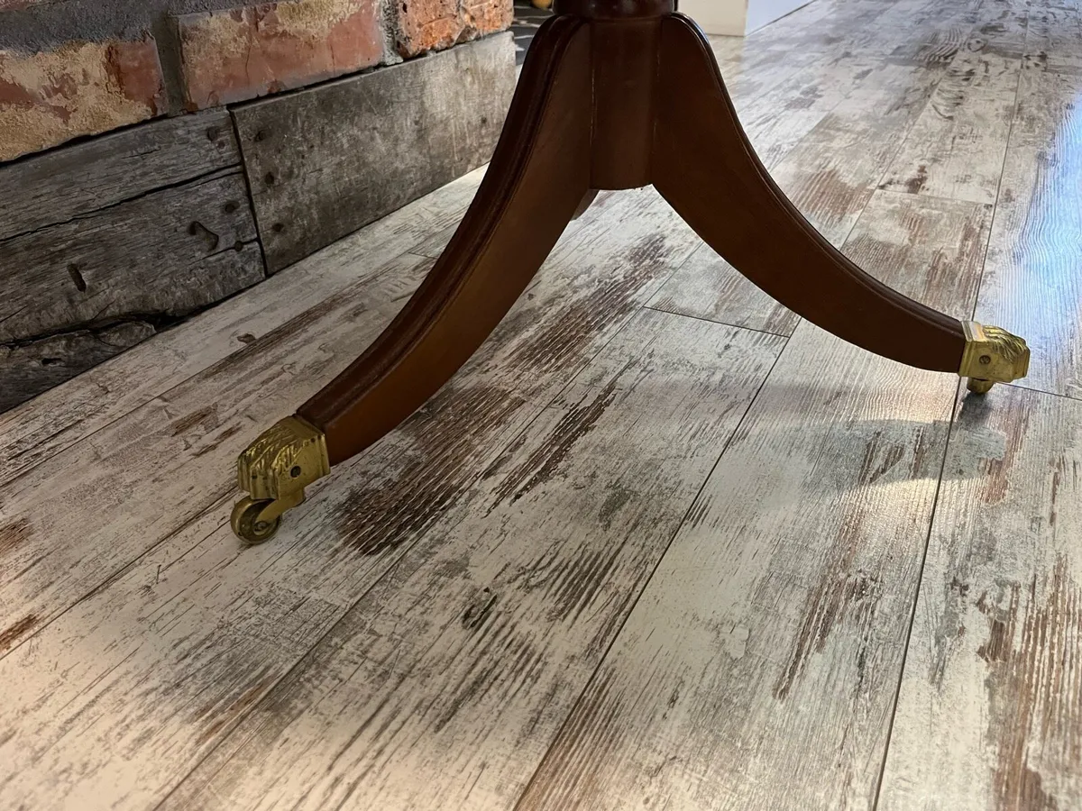 Vintage table - Image 2