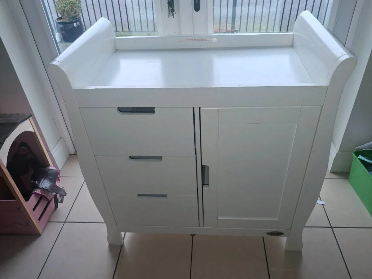 Baby Changing Table - Image 1
