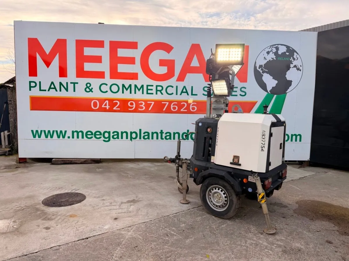 2017 generac v20 led lighting tower  3731 hrs  mas - Image 1