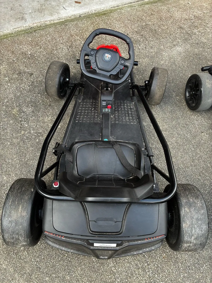 2 x 24v electric drift go-karts - Image 3