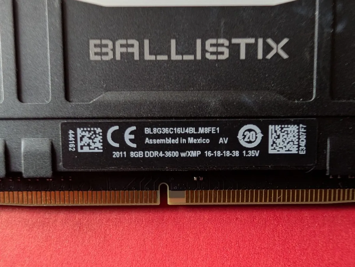 RAM Crucial Ballistix RGB BL2K8G36C16U4BL 3600 MHz - Image 2