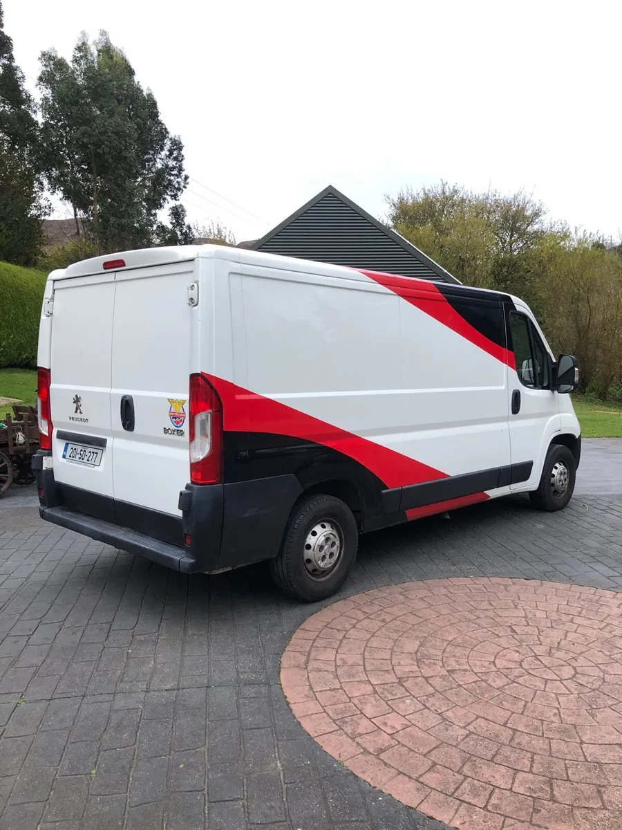 Peugeot Boxer Van - Image 3