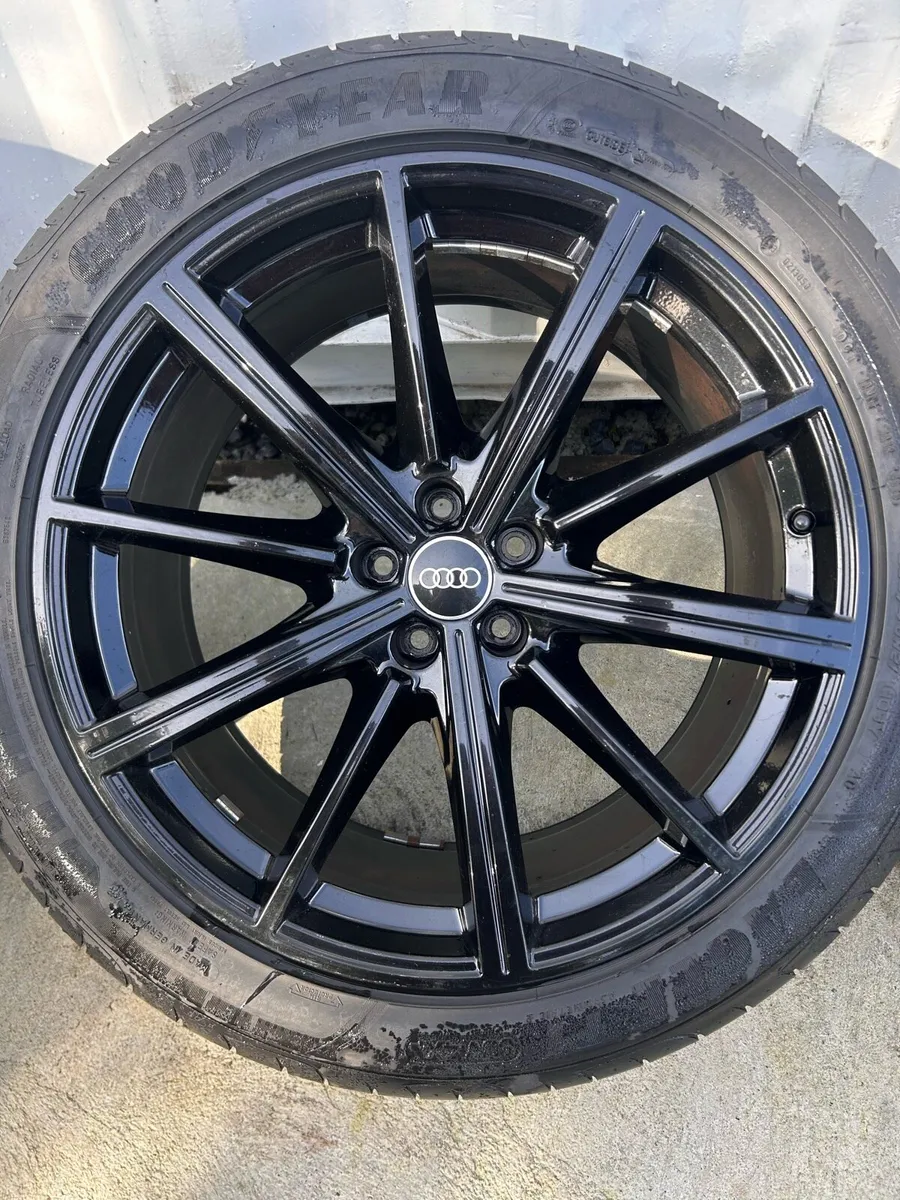 Genuine Audi Q7/SQ7 21” Alloy Wheels - Image 4