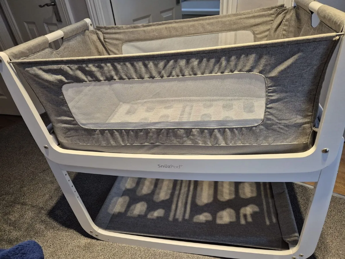 SnuzPod 4* Co-sleeper - Image 1