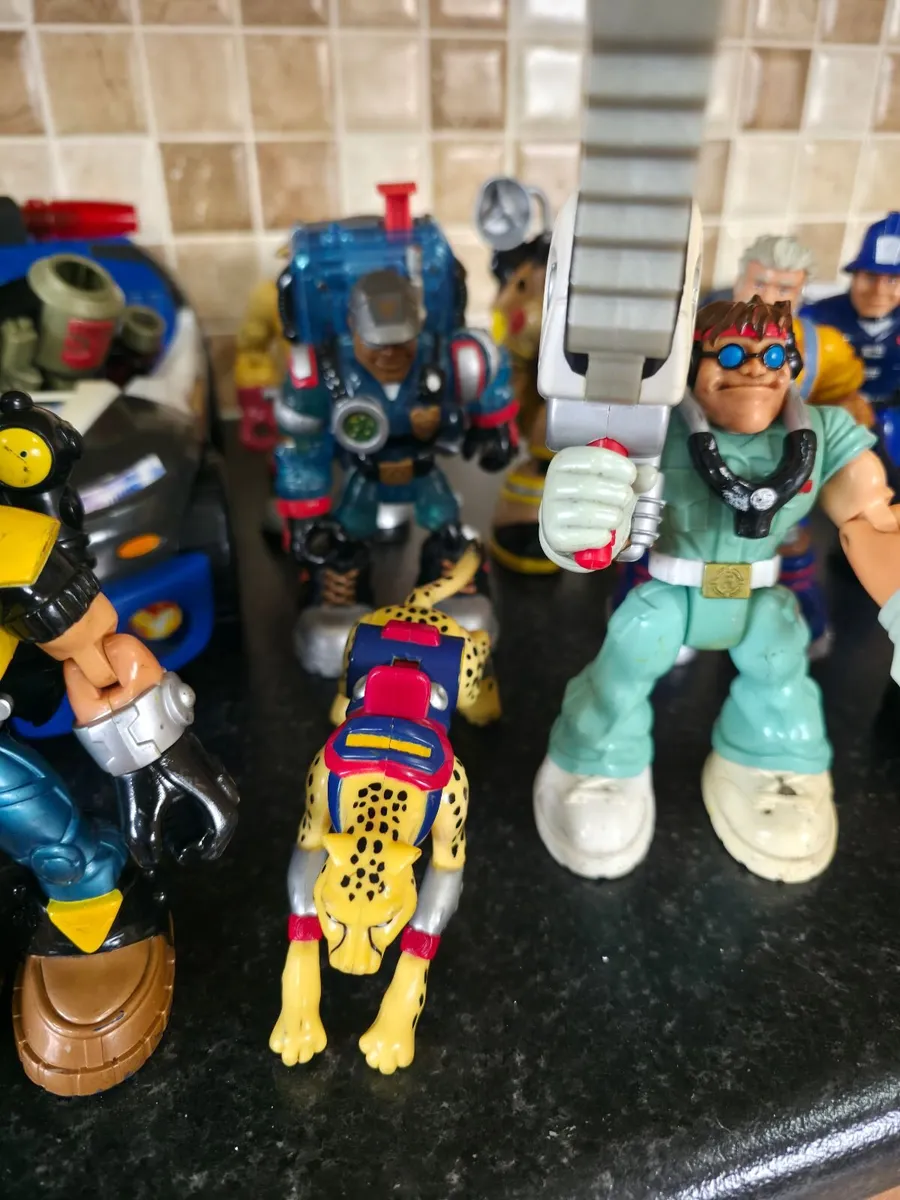 Vintage fisher price Action heroes - Image 1