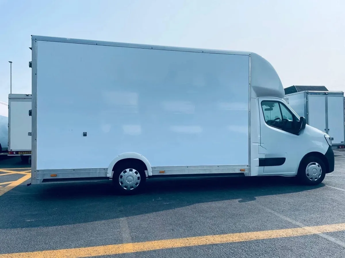 2024 Renault Master Luton Low Loader Van - Image 1