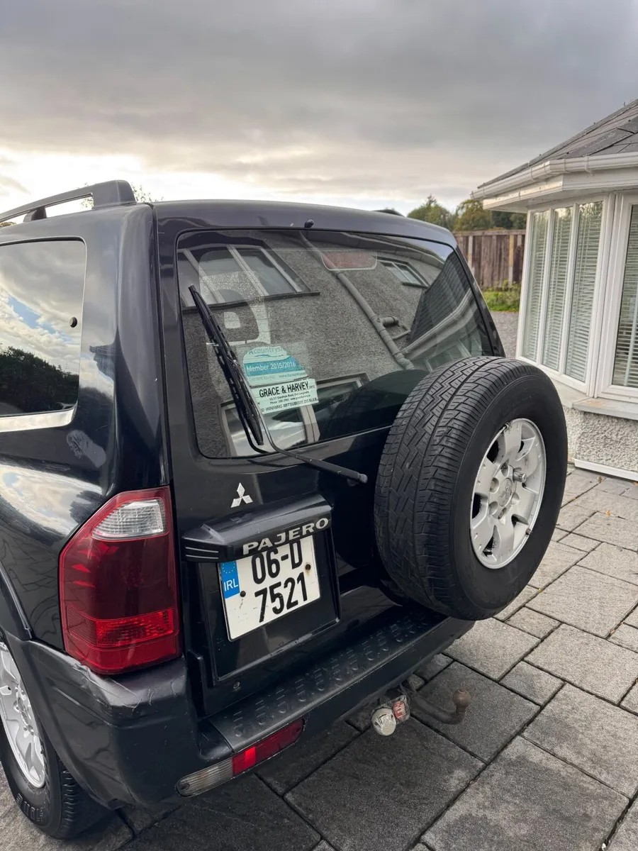 Mitsubishi Pajero 2006 - Image 4