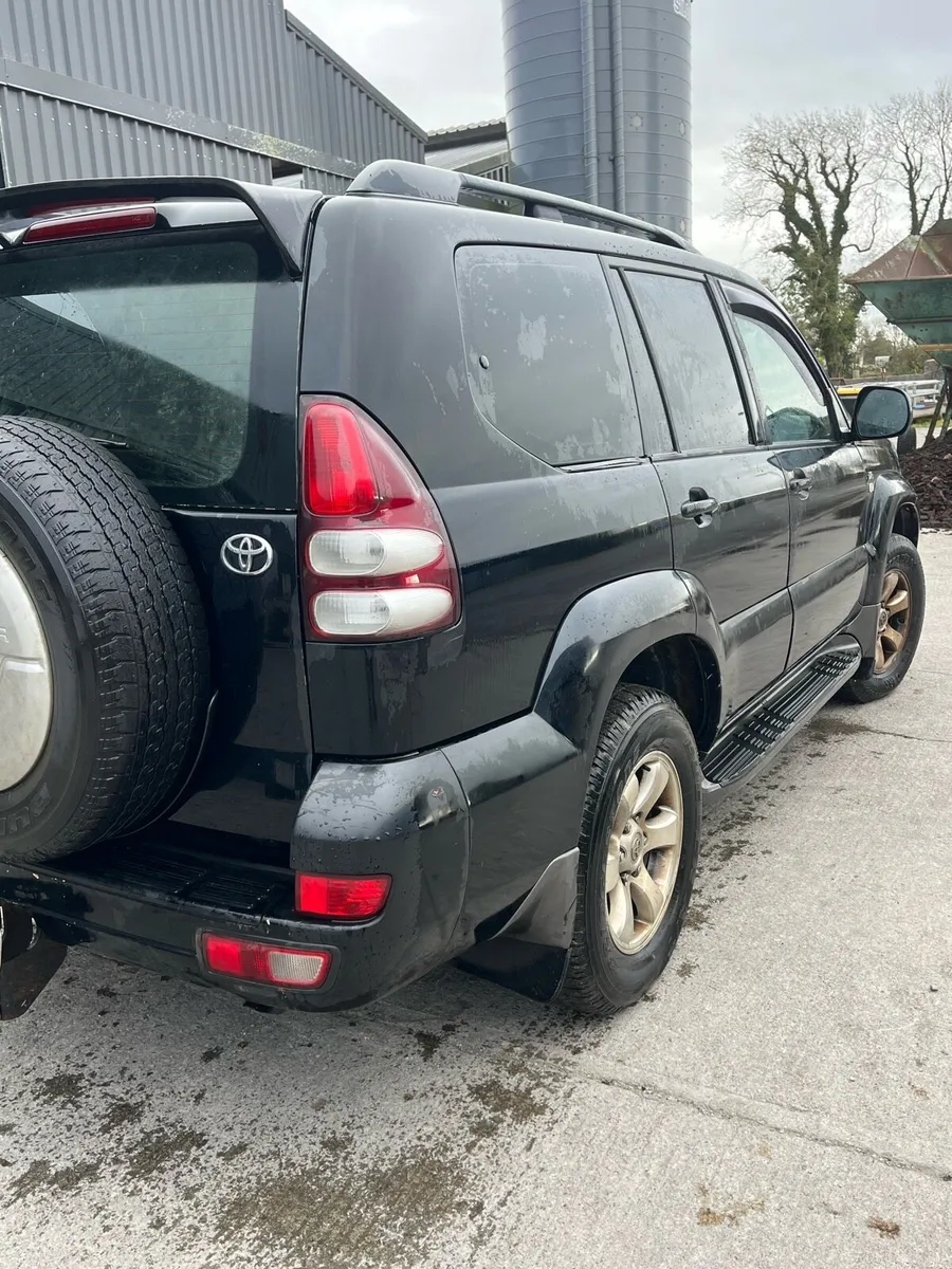 Toyota landcruiser 5seater - Image 2