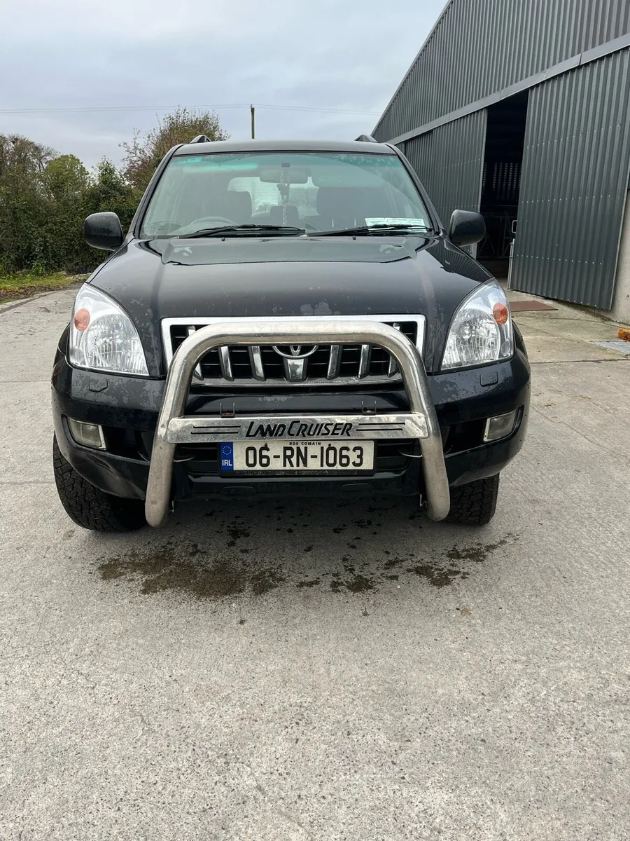 Toyota landcruiser 5seater - Image 4