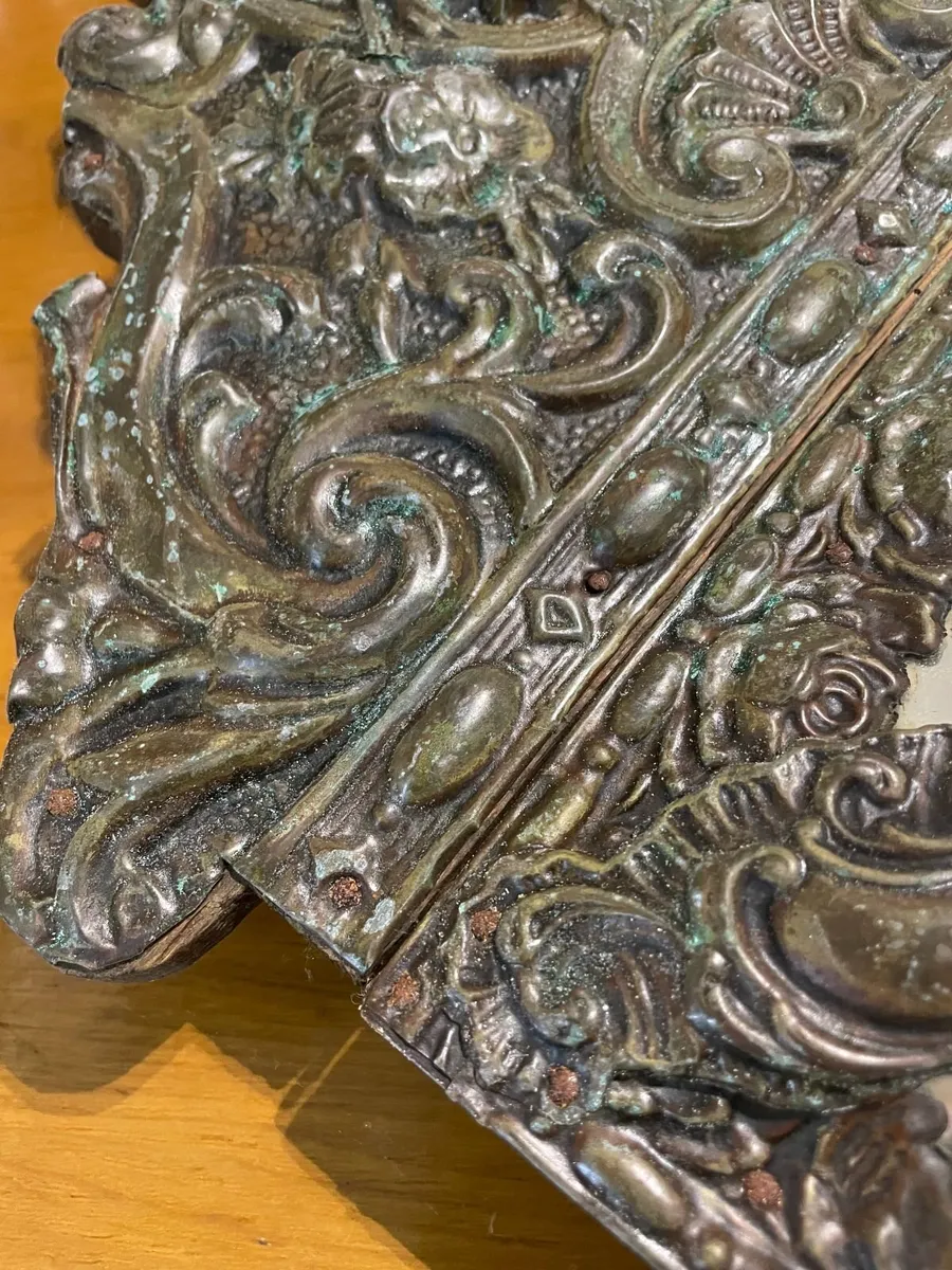 Antique Style Ornate Dutch Brass Repoussé Mirror - Image 3