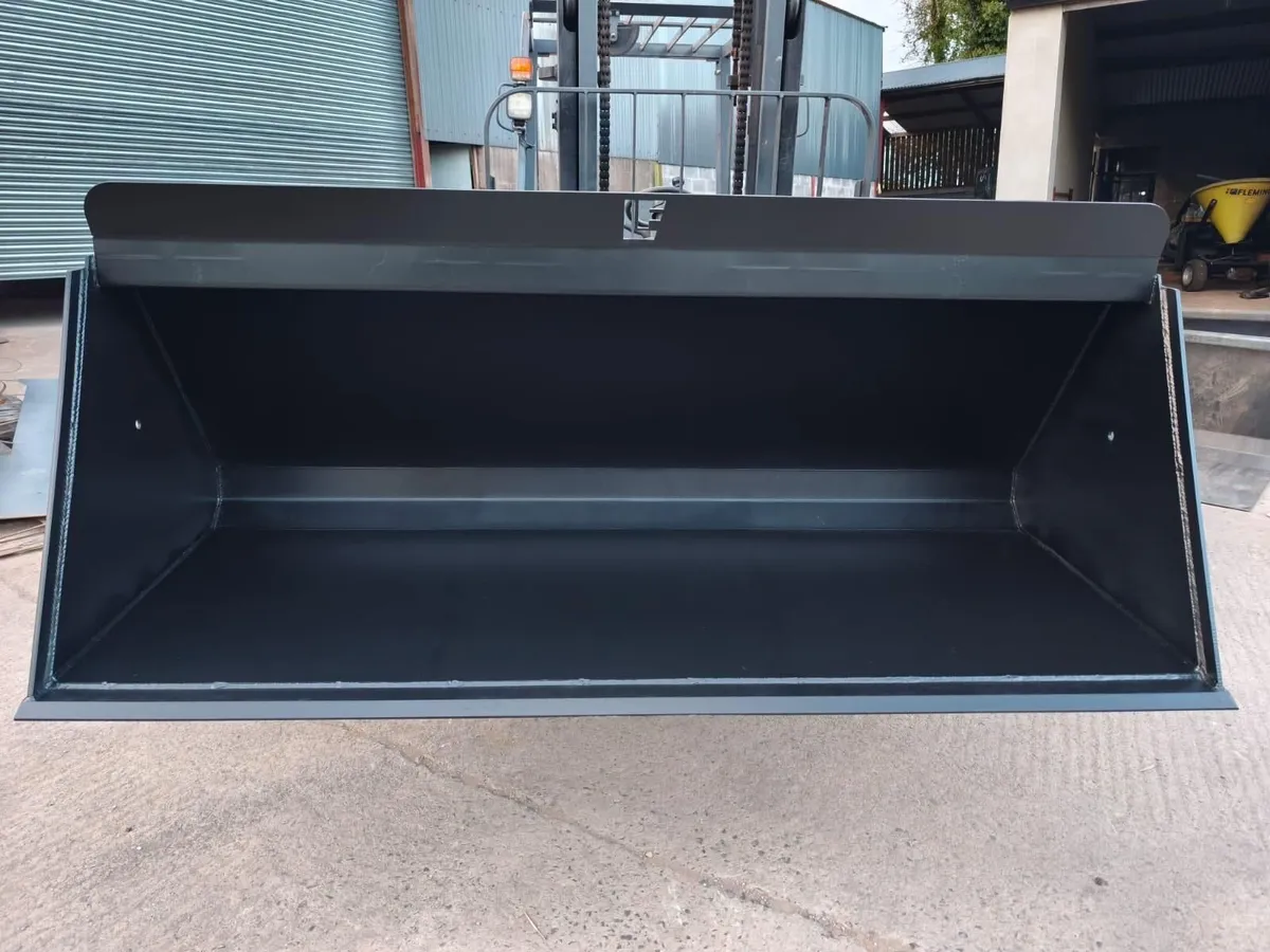 LF HD Premium Telehandler Bucket. Any Bracket. - Image 4