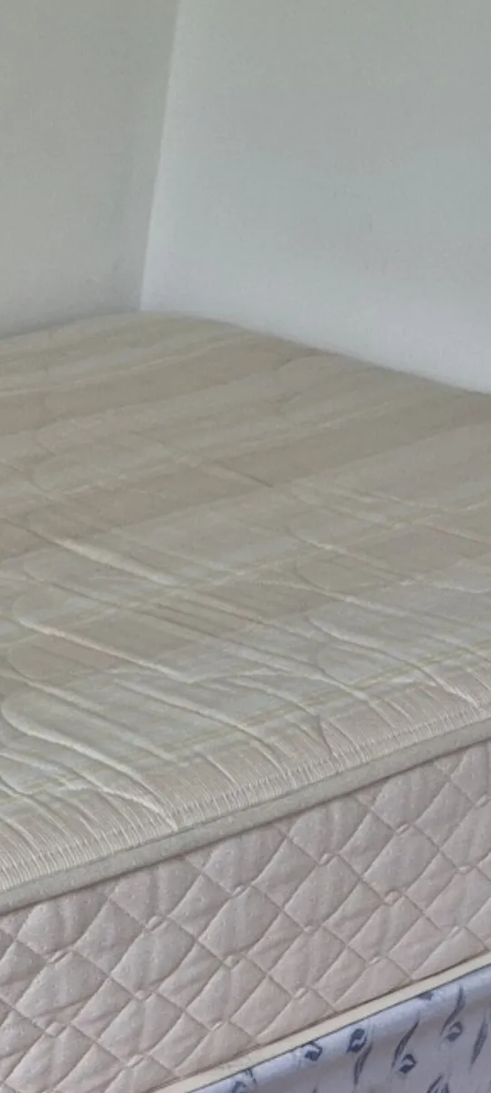Single bed mattress - Image 1
