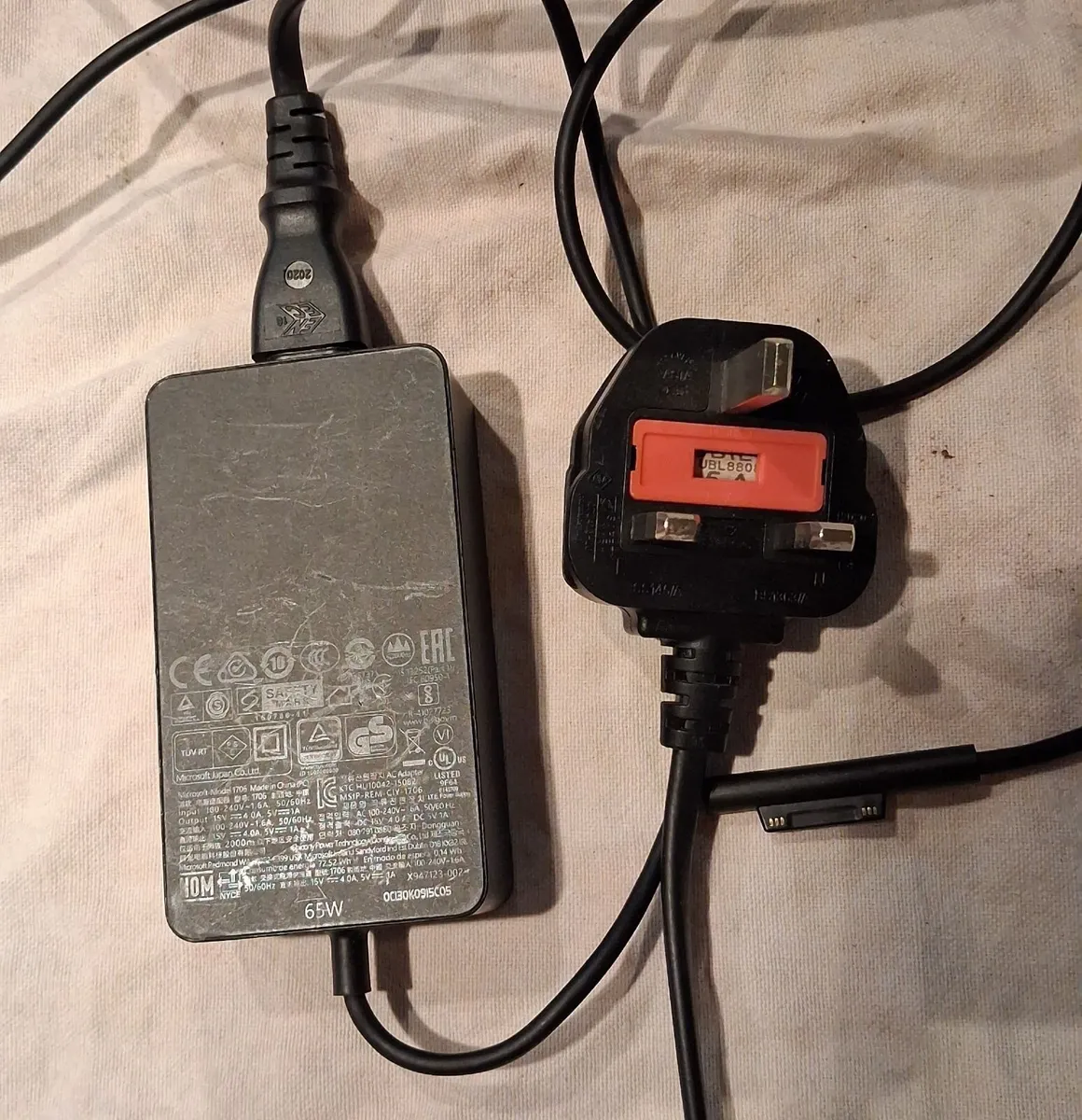 Microsoft Surface Pro Laptop 65W Power Supply - Image 1