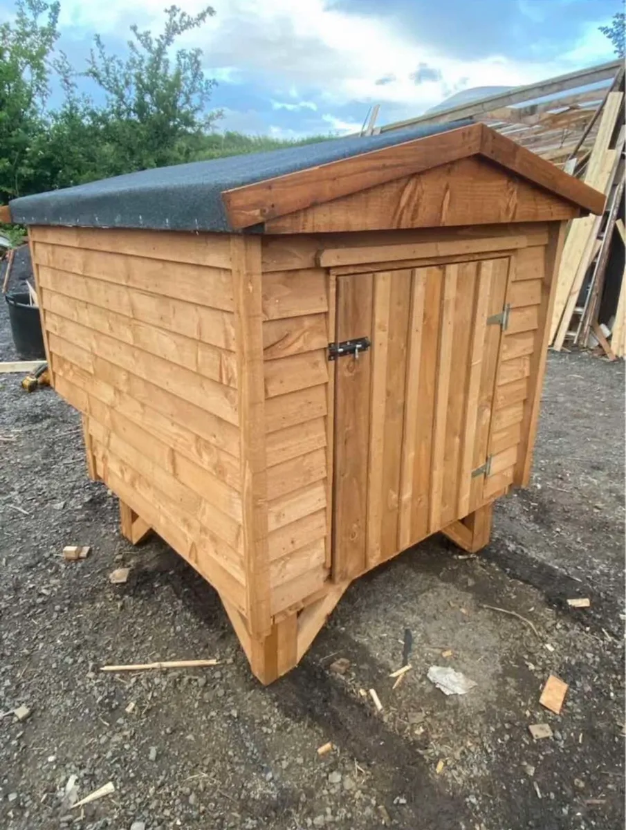 Chicken coop - Image 1