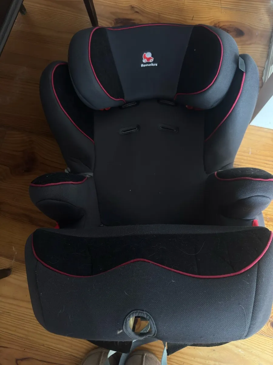 High back car seat (memory foam) Renolux brand - Image 2