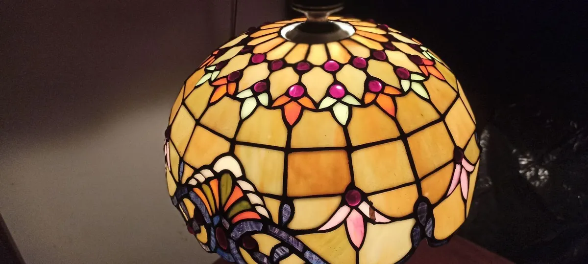 Tiffany Style Table Lamp - Image 3