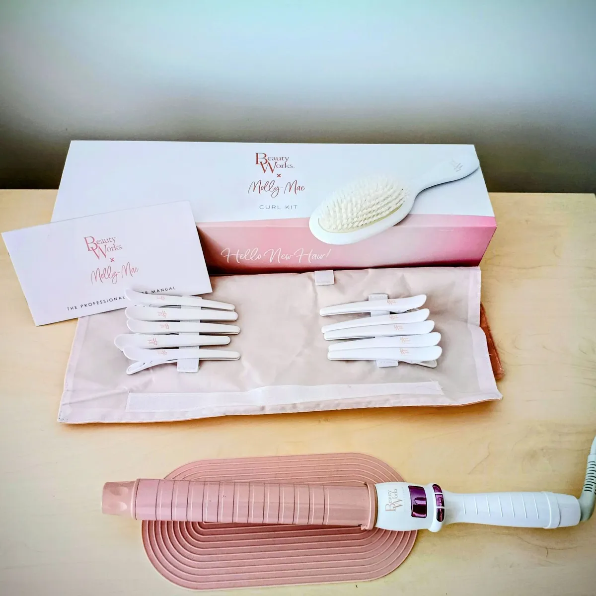 Beauty Works x Molly-Mae Curl Kit 32 mm - Image 1