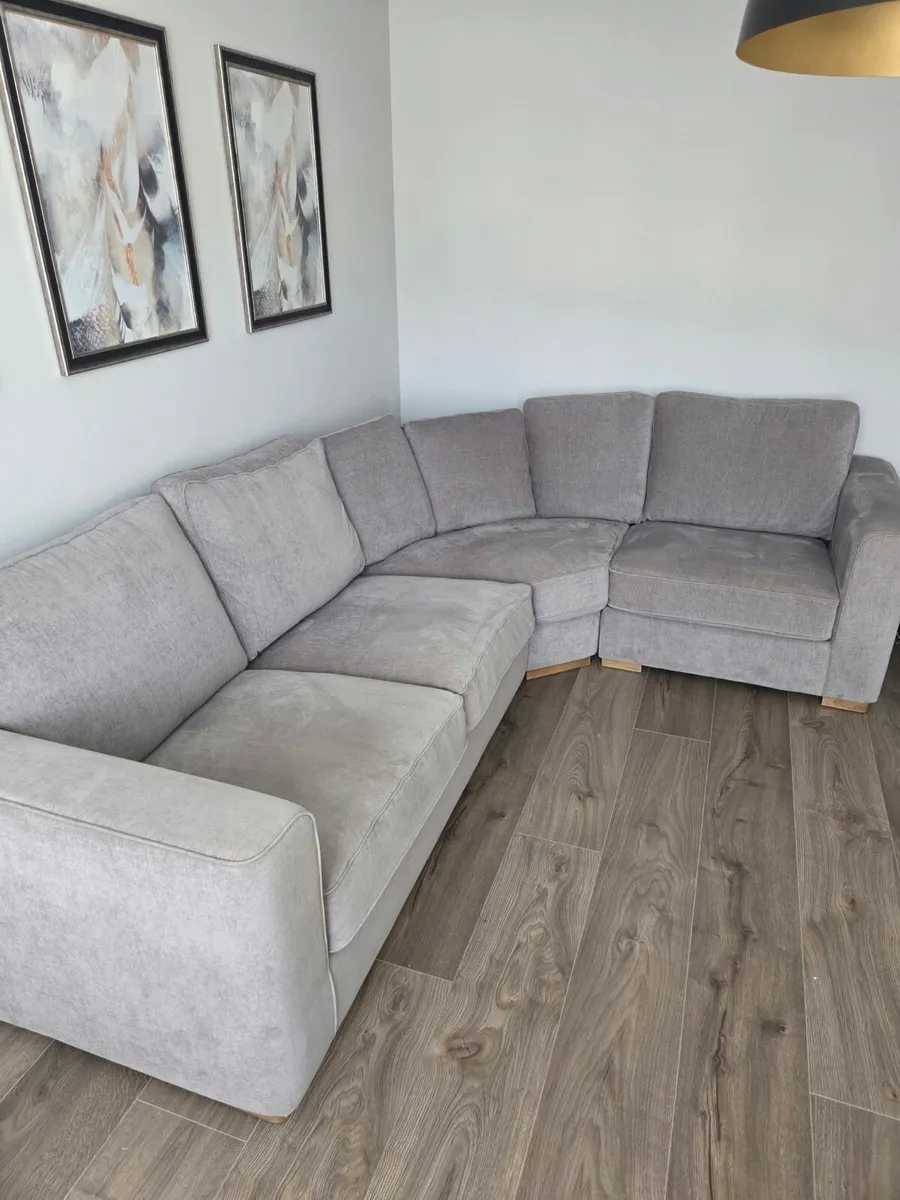 L-shaped corner sofa - Image 2