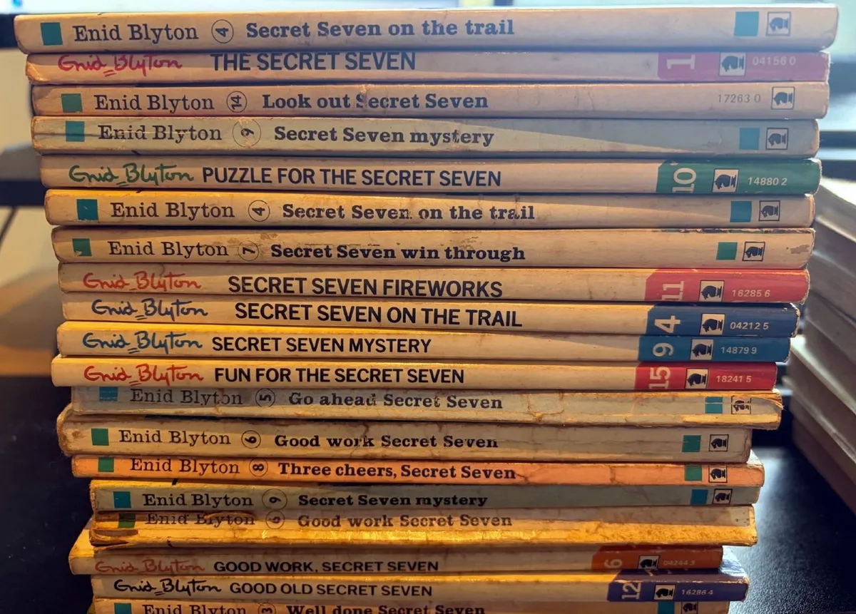 Enid Blyton 1970s Paperback Collection - Image 1