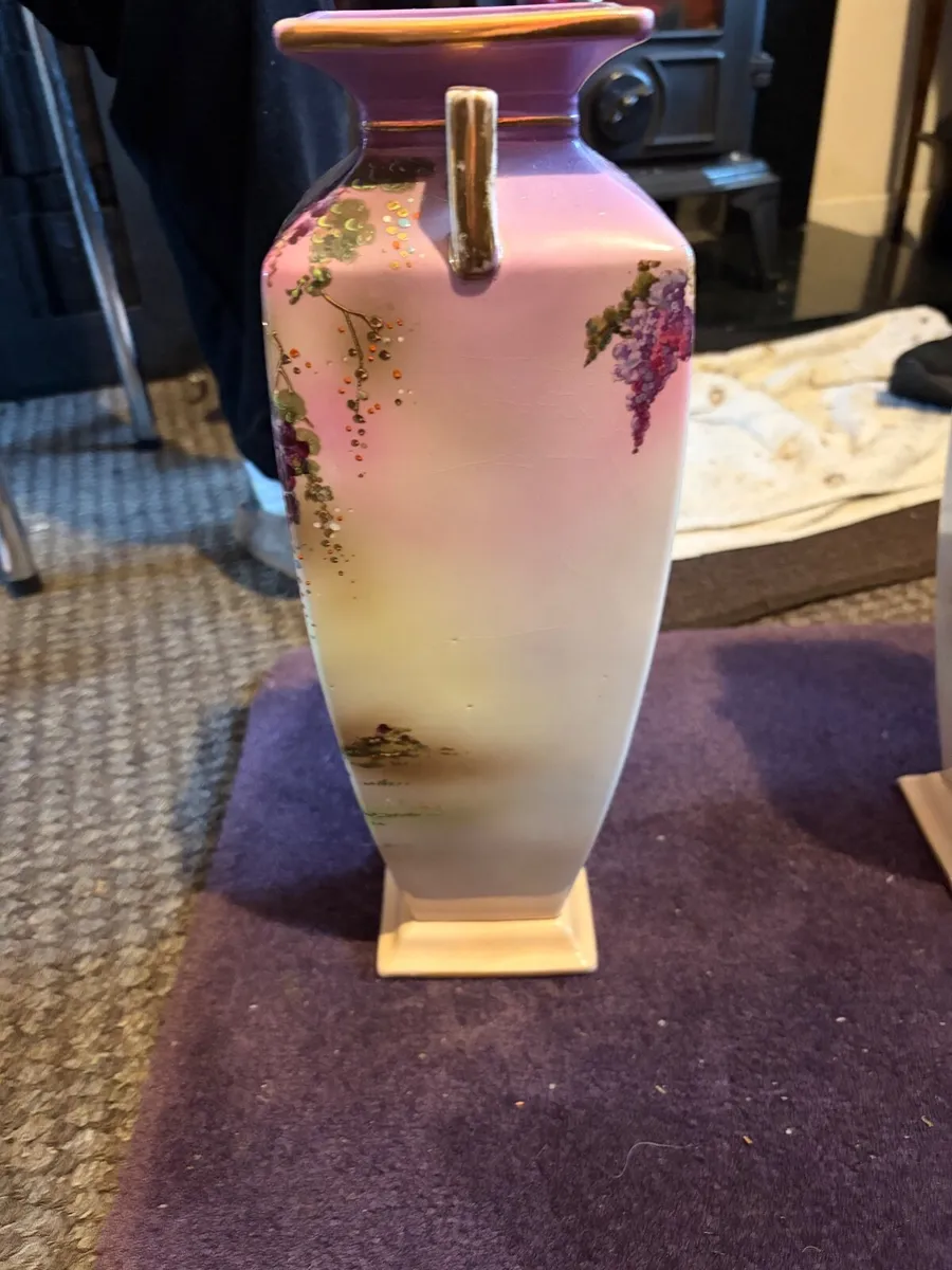 2 Antique Vases - Image 2