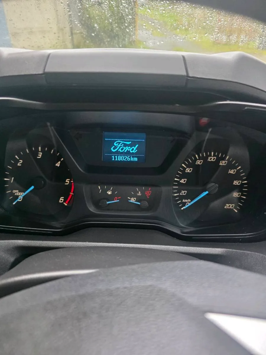 Ford Transit custom 9 seater - Image 4