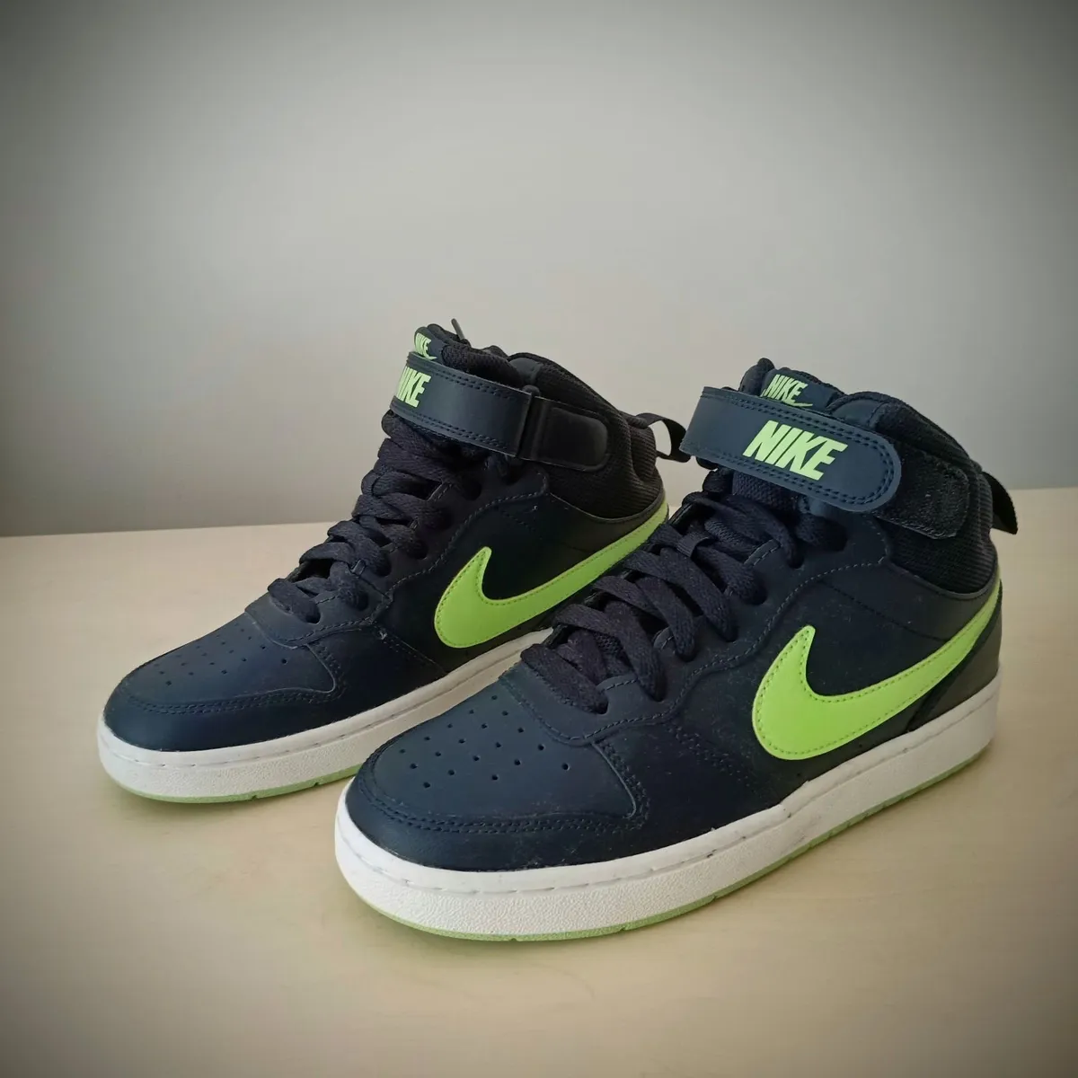 Nike Court Borough Mid 2-UK5 - Image 2